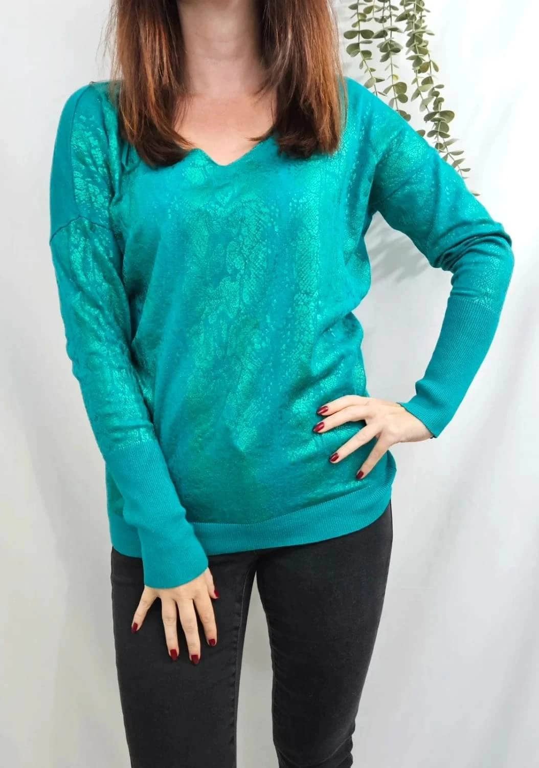 Pull col V vert émeraude avec motifs brillants Breal taille S