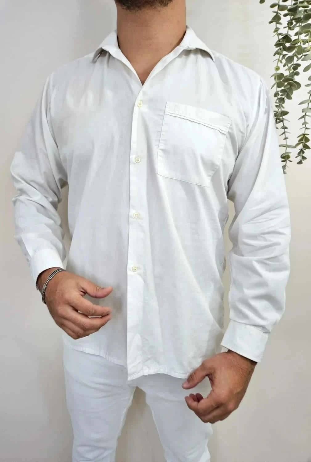 Chemise blanche Pierre Cardin logo brodé taille L