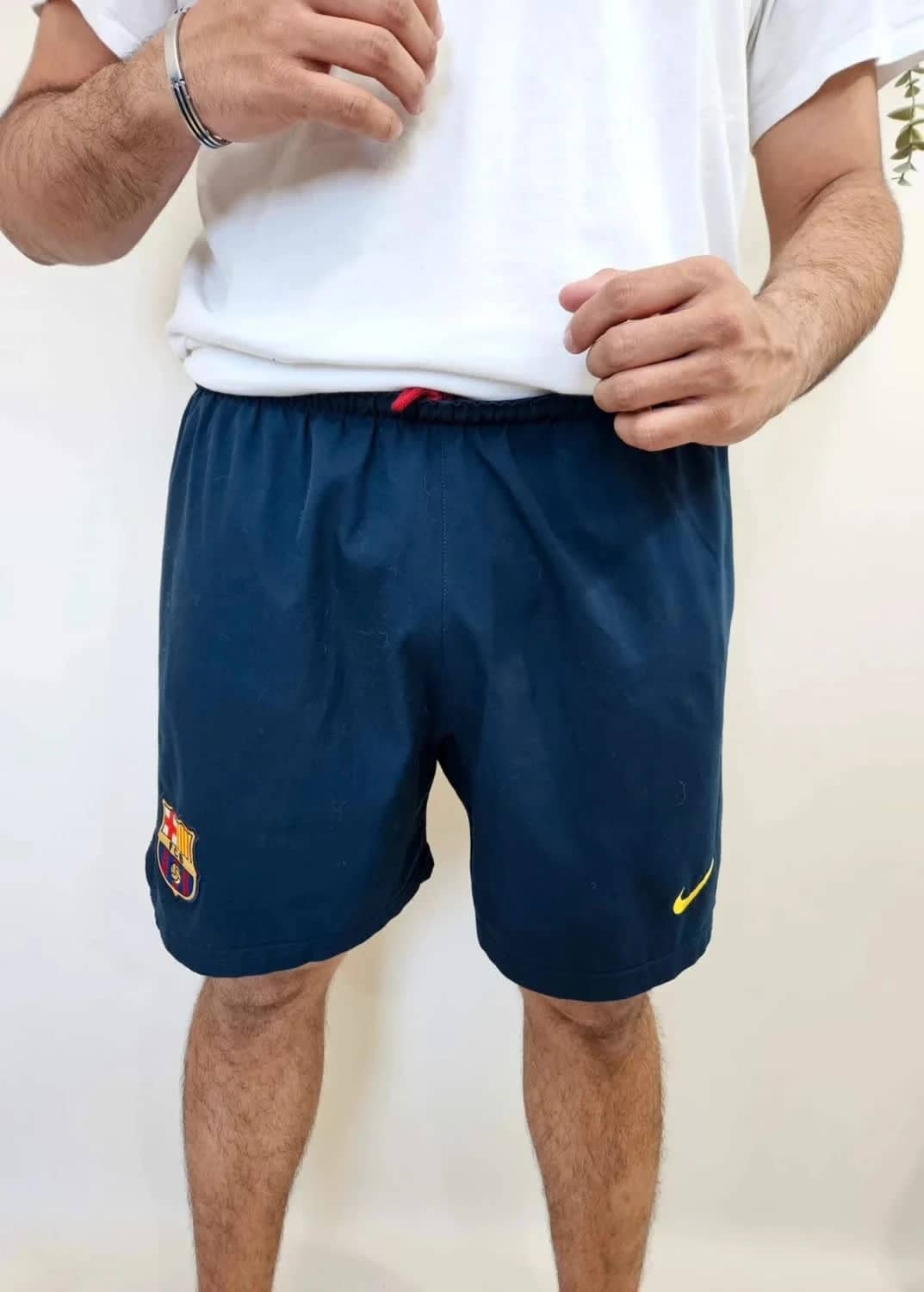 Short vintage Nike FC Barcelone bleu Taille L logo brodé FCB – collection Nike 90