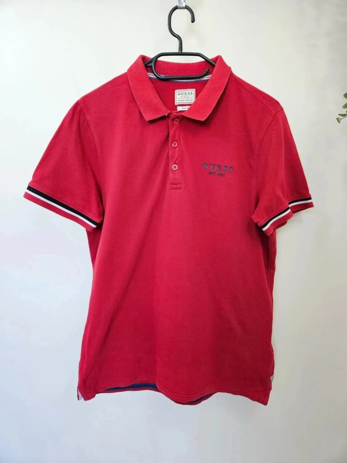 Polo Guess potongan ketat merah saiz M - Foto 2/8