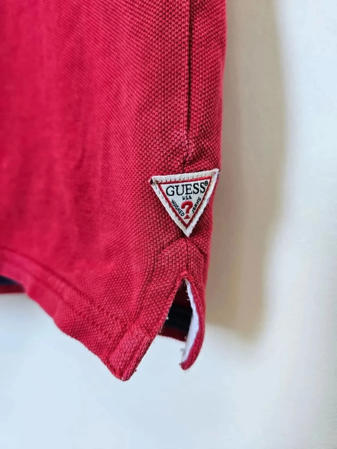 Polo Guess potongan ketat merah saiz M - Foto 6/8