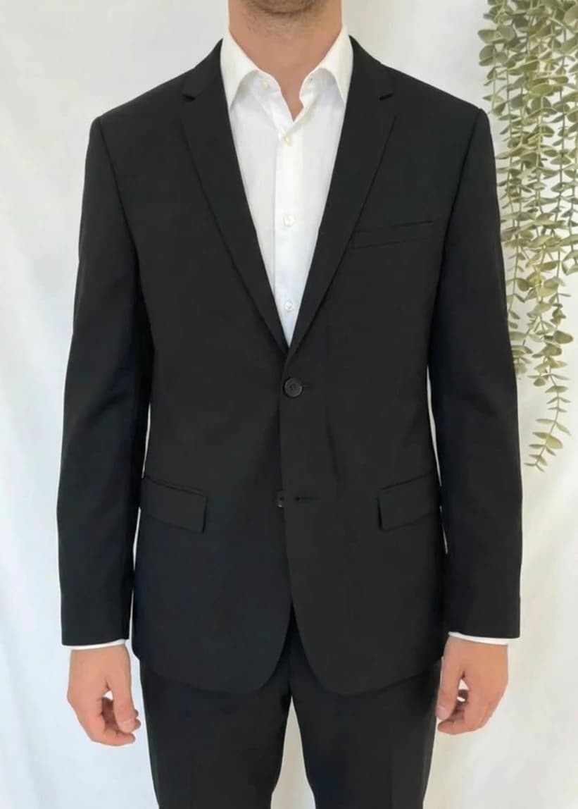 Černé blazerové sako Calvin Klein, 100% vlna, střih fitted, velikost 54 – fotka 1/8