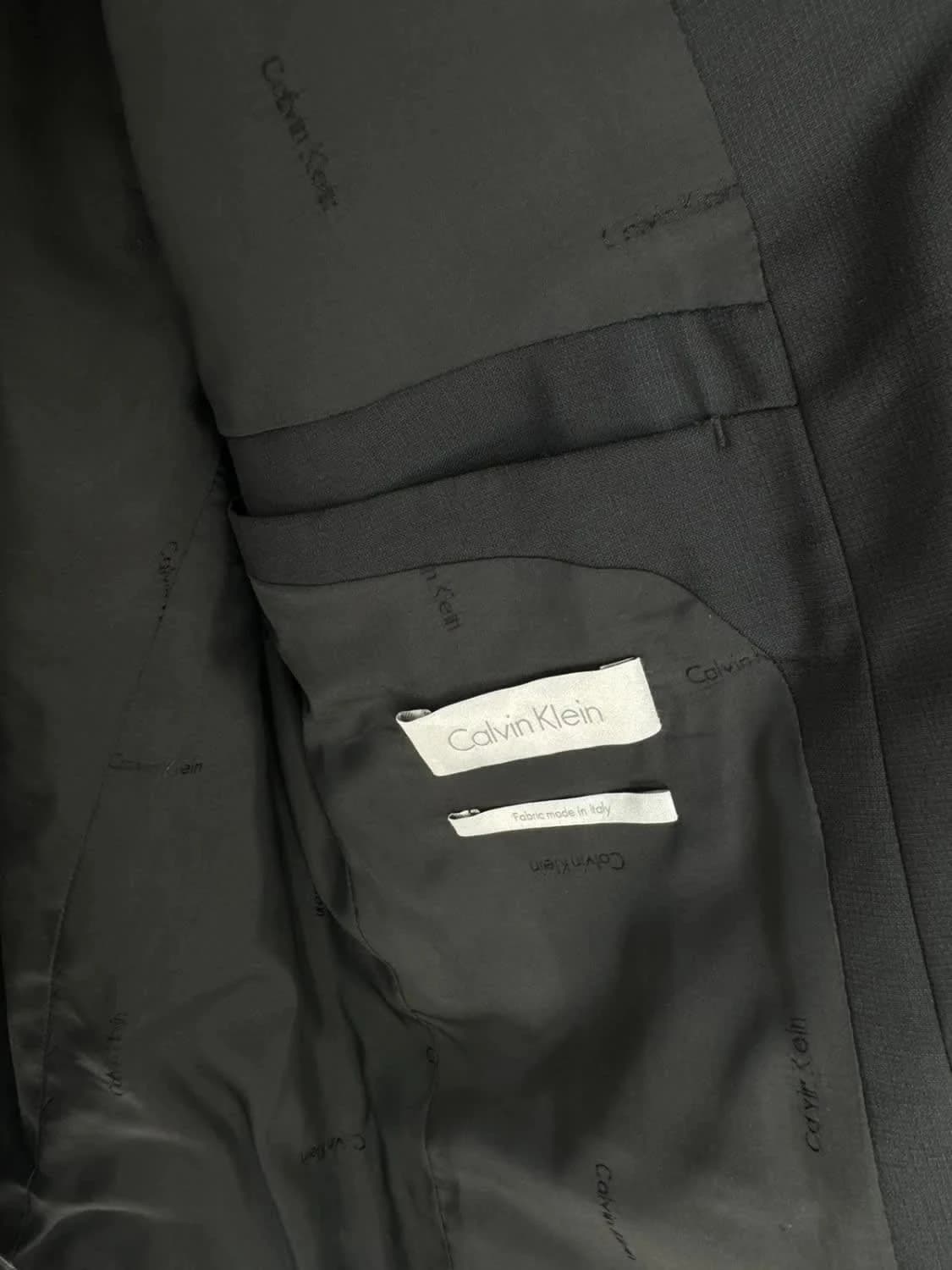 Černé blazerové sako Calvin Klein, 100% vlna, střih fitted, velikost 54 – fotka 7/8