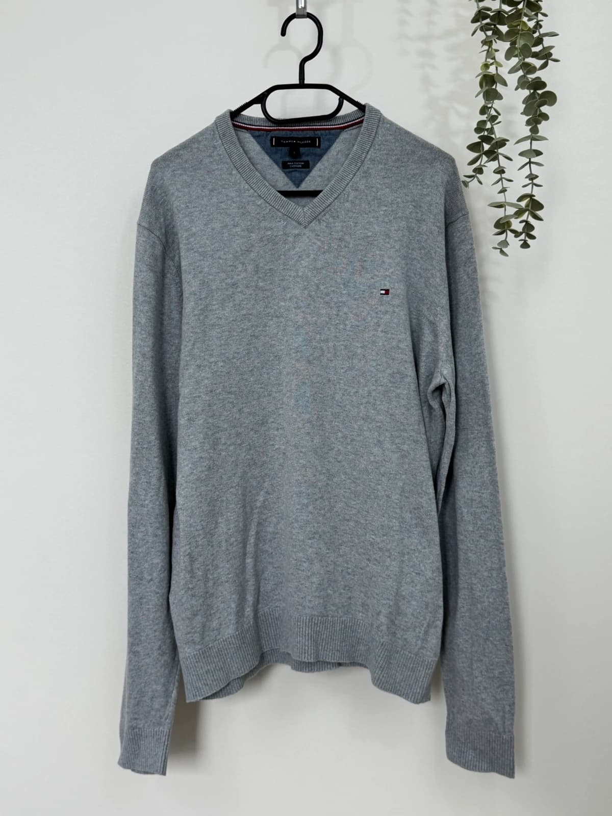 Pull Tommy Hilfiger col V gris chiné pima cotton cachemire taille L - Photo 2/7