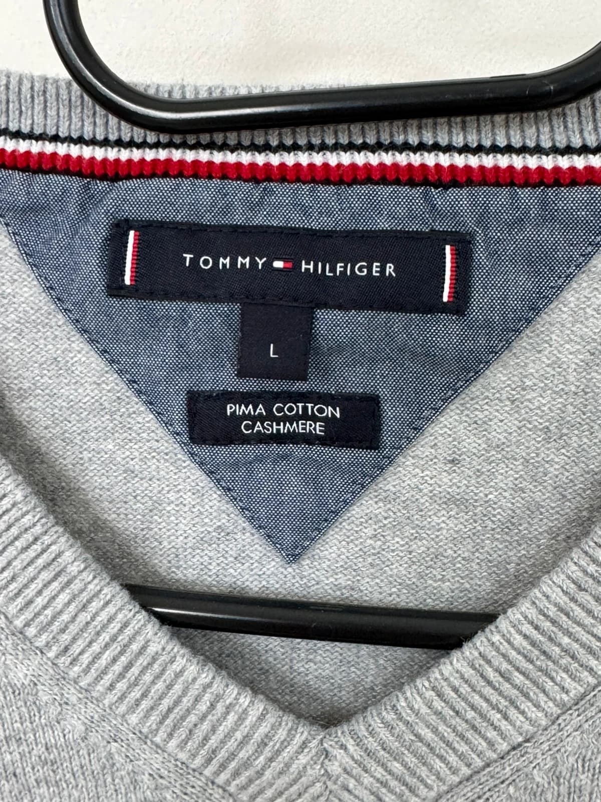 Pull Tommy Hilfiger col V gris chiné pima cotton cachemire taille L - Photo 3/7