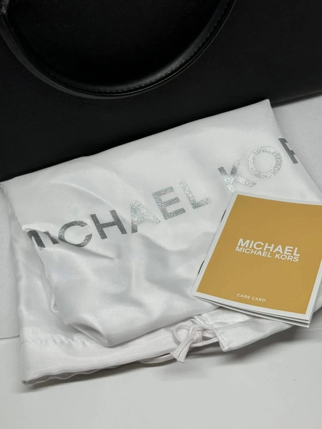 Sac à main noir Marilyn Michael Kors taille moyenne en cuir - Photo 15/20