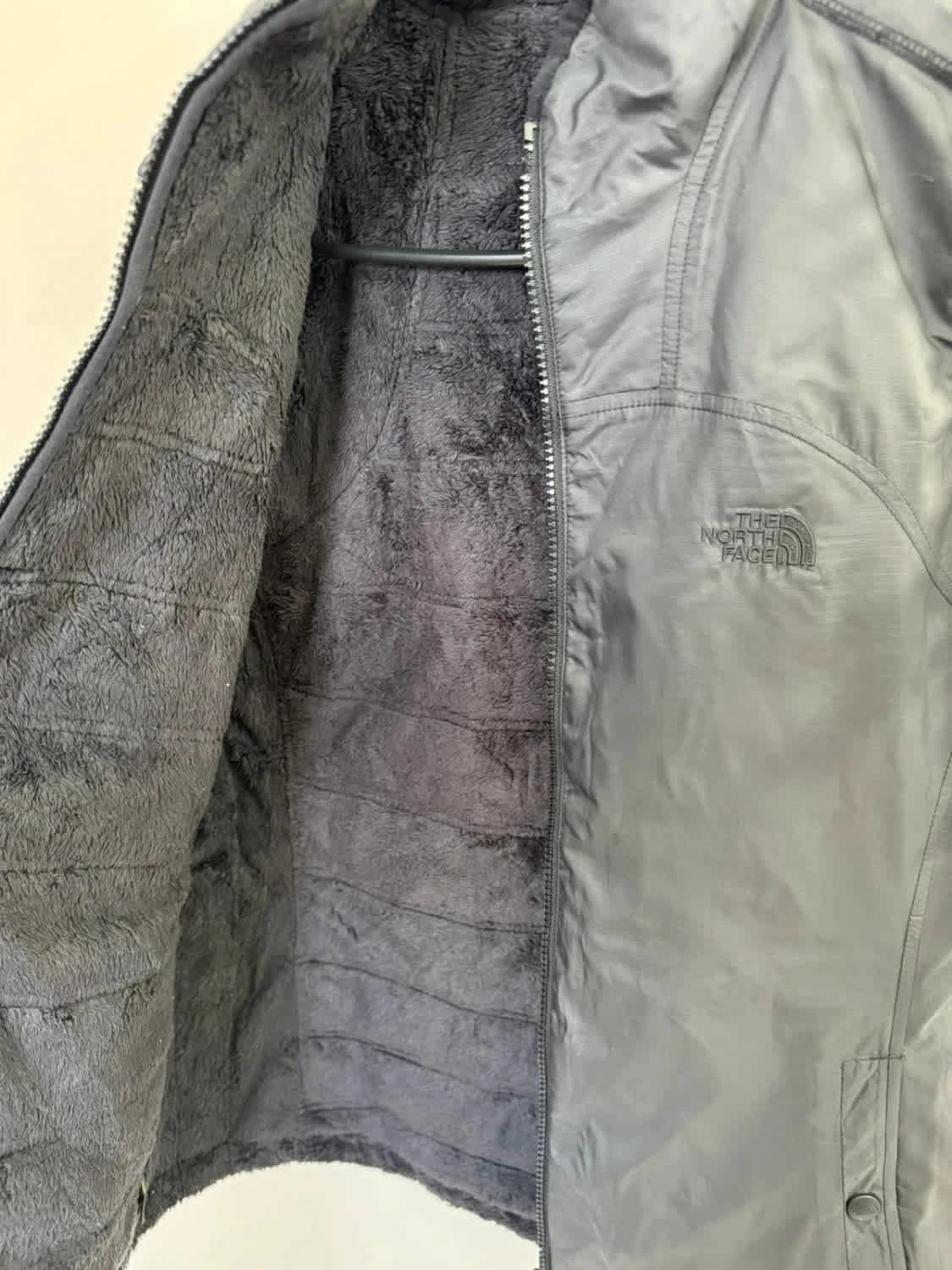 Doudoune sans manches grise The North Face réversible polaire noir taille L - Photo 5/9