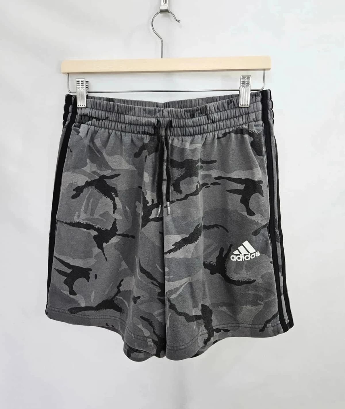 Ensemble Adidas camouflage taille M - Photo 2/9