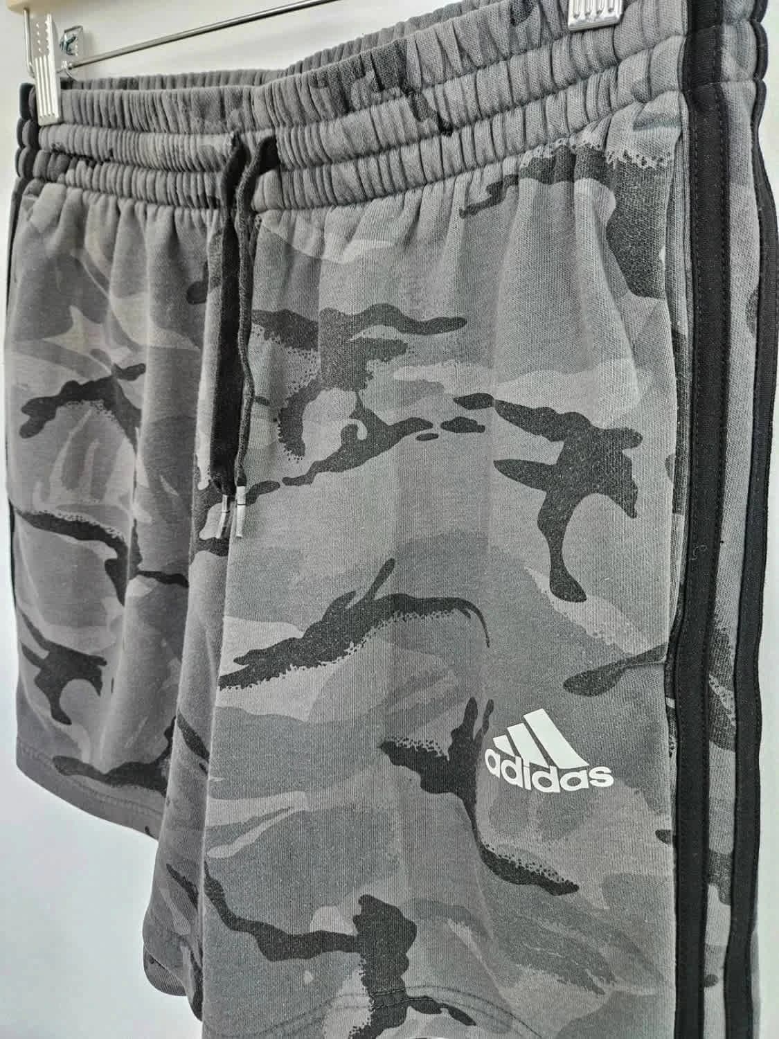 Ensemble Adidas camouflage taille M - Photo 3/9