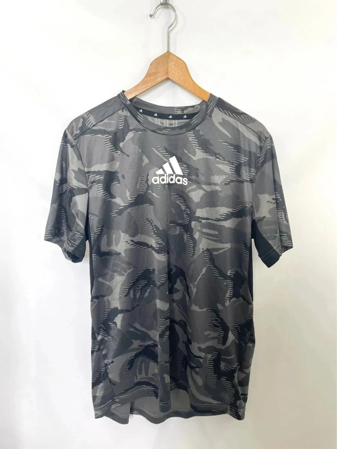 Ensemble Adidas camouflage taille M - Photo 6/9