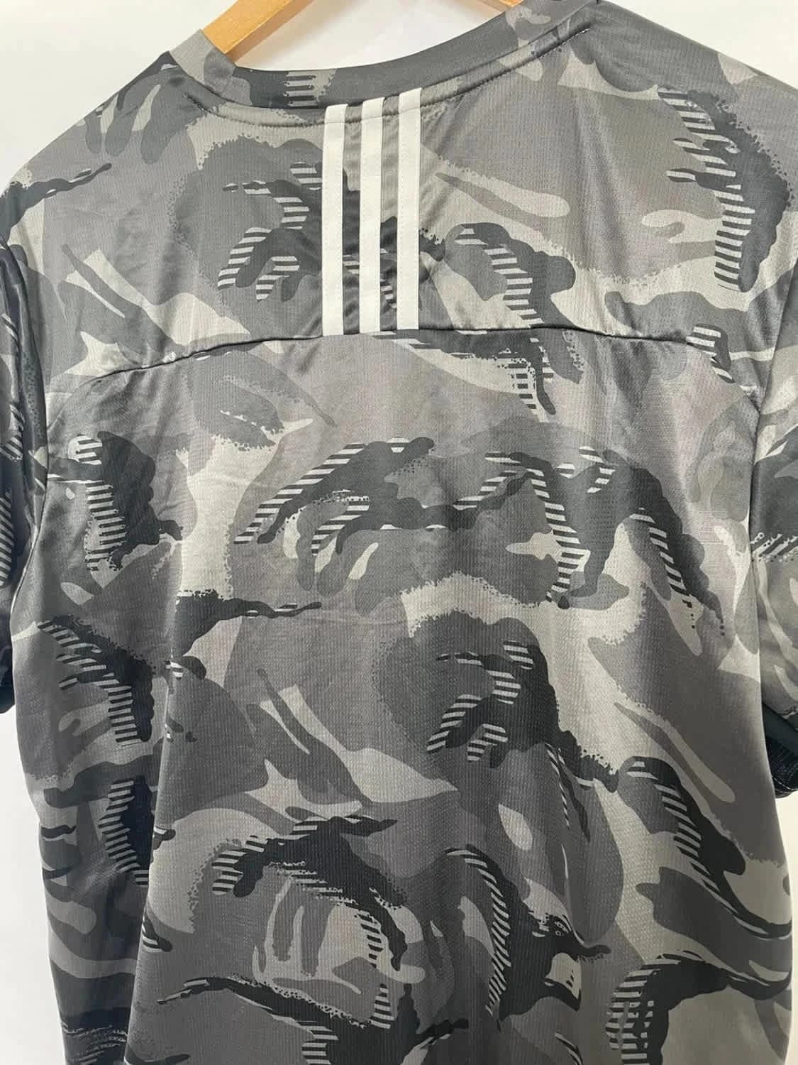 Ensemble Adidas camouflage taille M - Photo 7/9