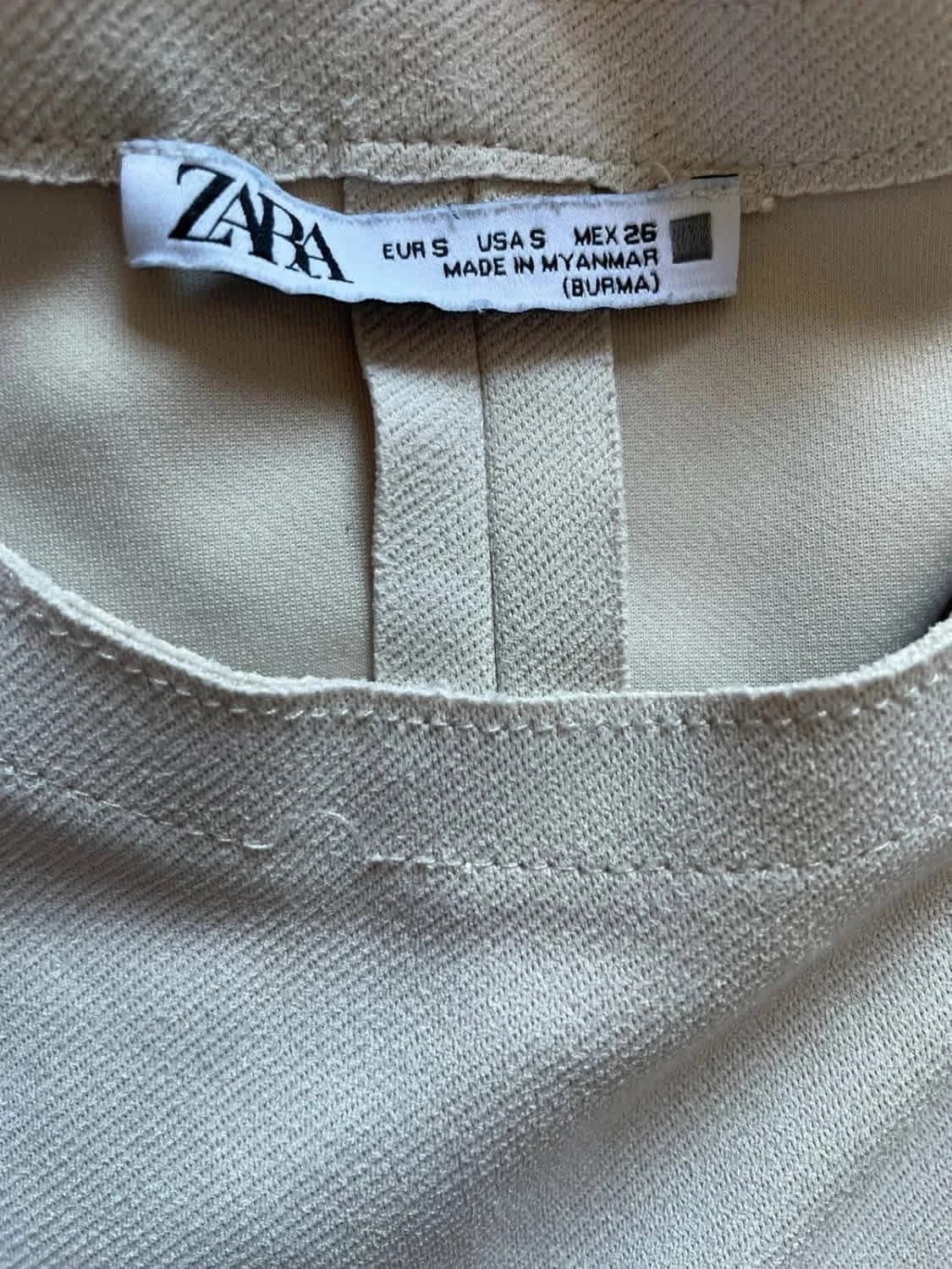 Robe Zara casual taille S - Photo 6/6