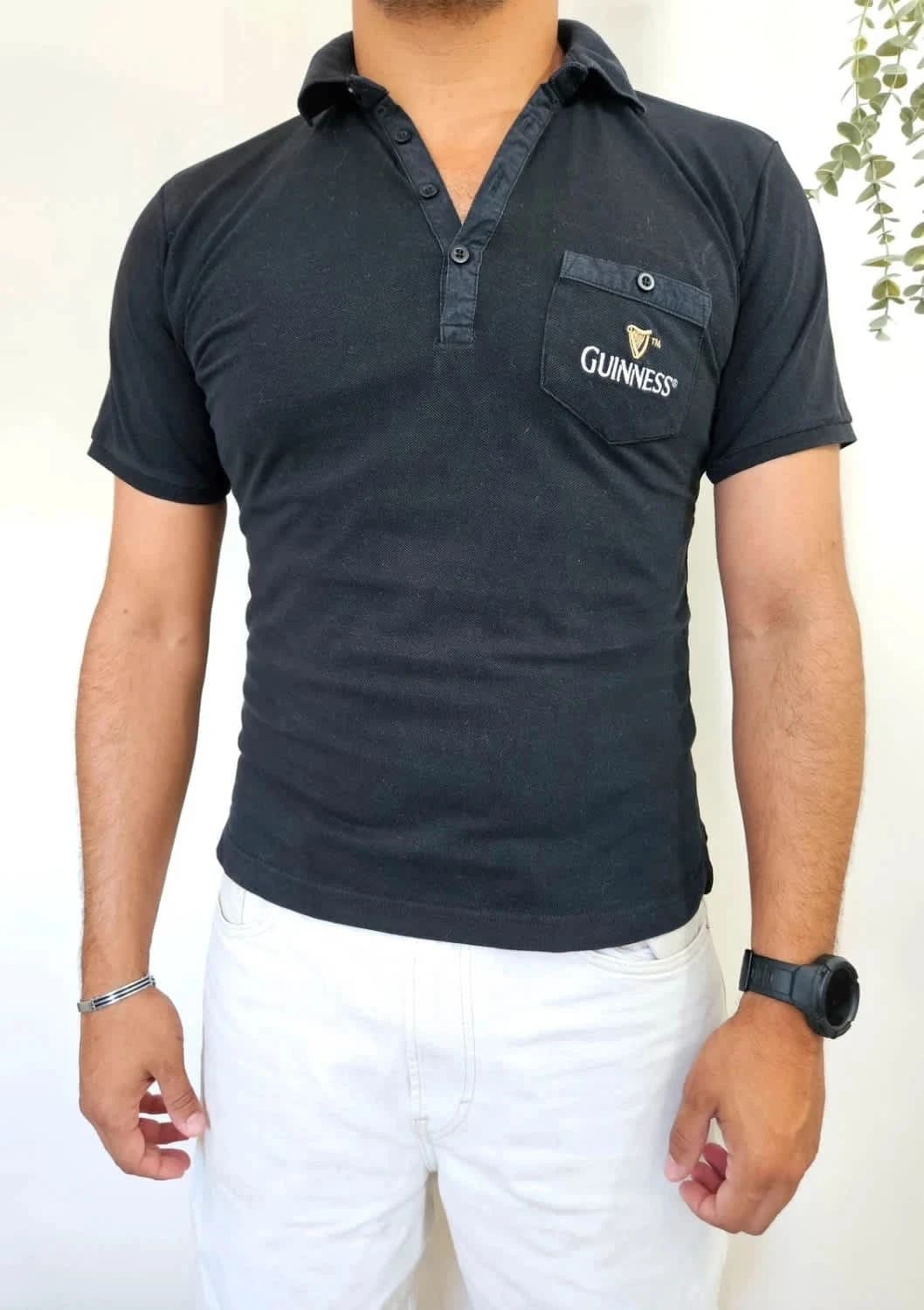 Polo noir Guinness logo brodé taille L - Photo 1/6