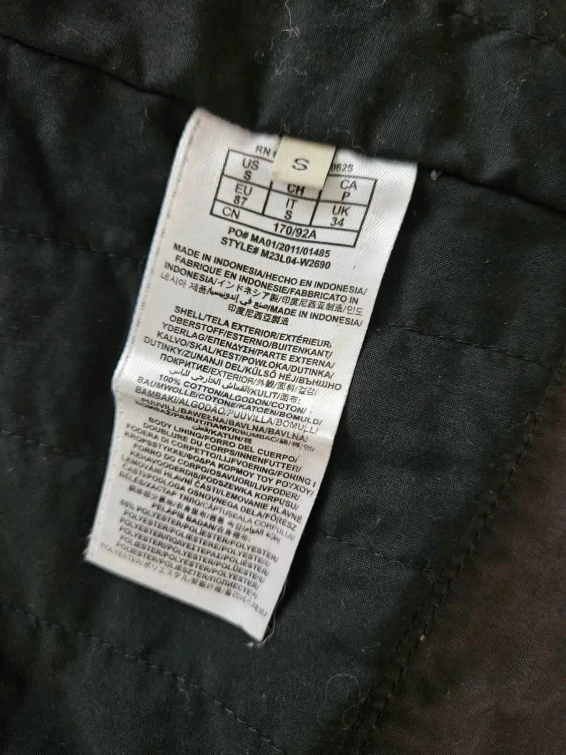 Blouson Guess gris taille S - Photo 7/7