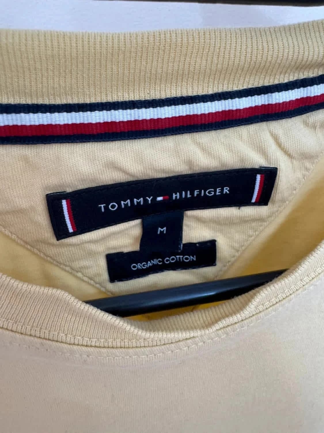 T-shirt jaune pastel Tommy Hilfiger logo brodé coton taille M - Photo 3/7