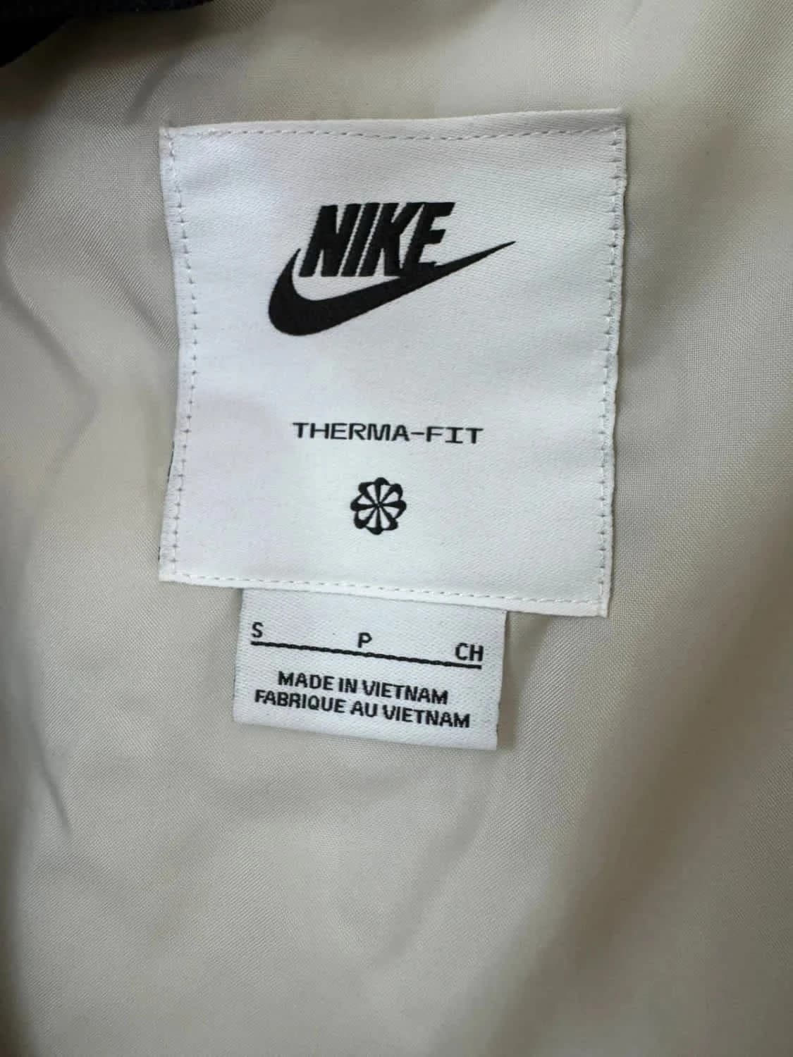 Doudoune matelassée blanche Puffer Nike avec capuche coupe ample Therma-Fit taille S - Photo 12/17