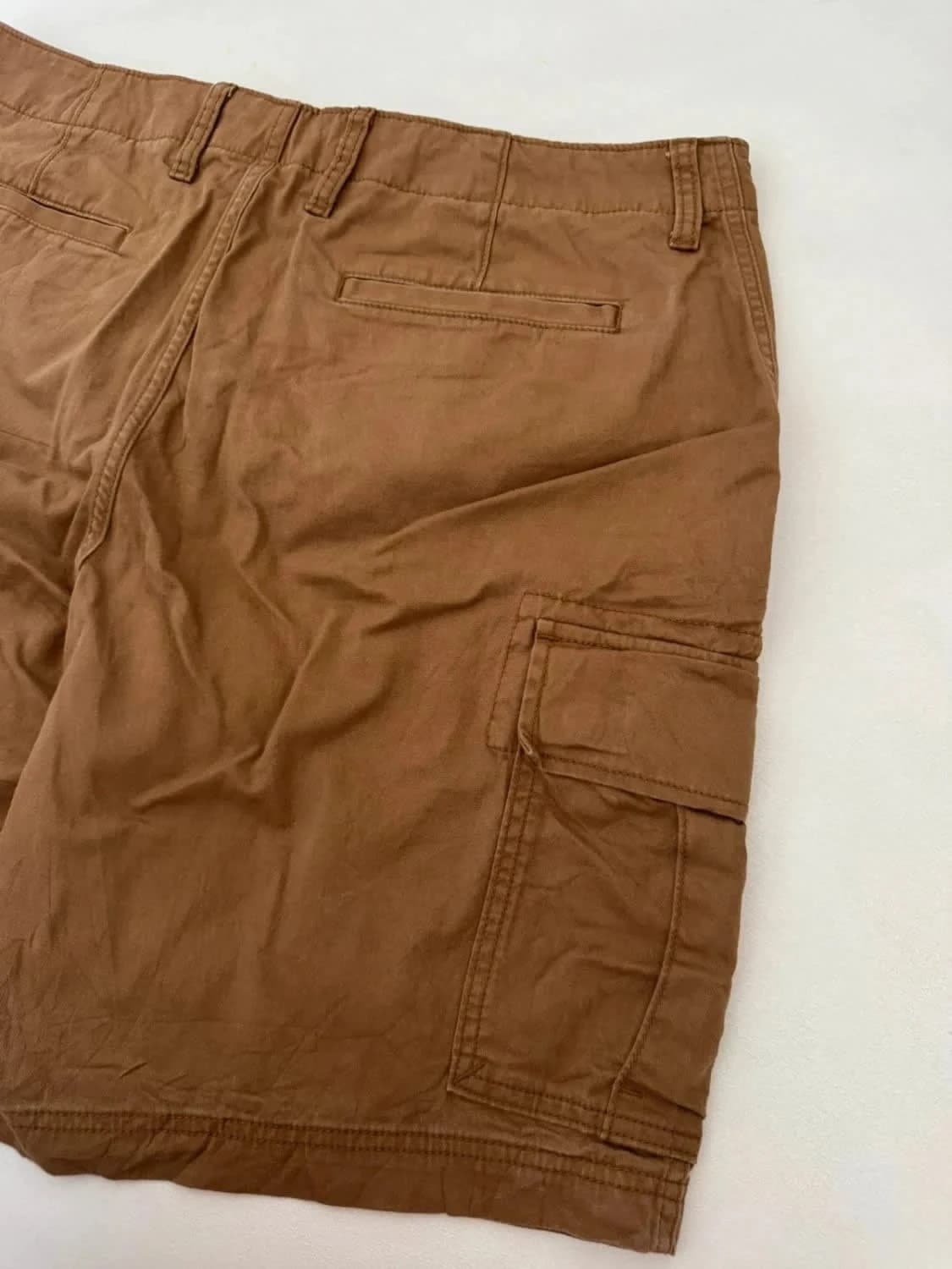 Short cargo Old Navy marron camel taille W36 - Photo 4/5