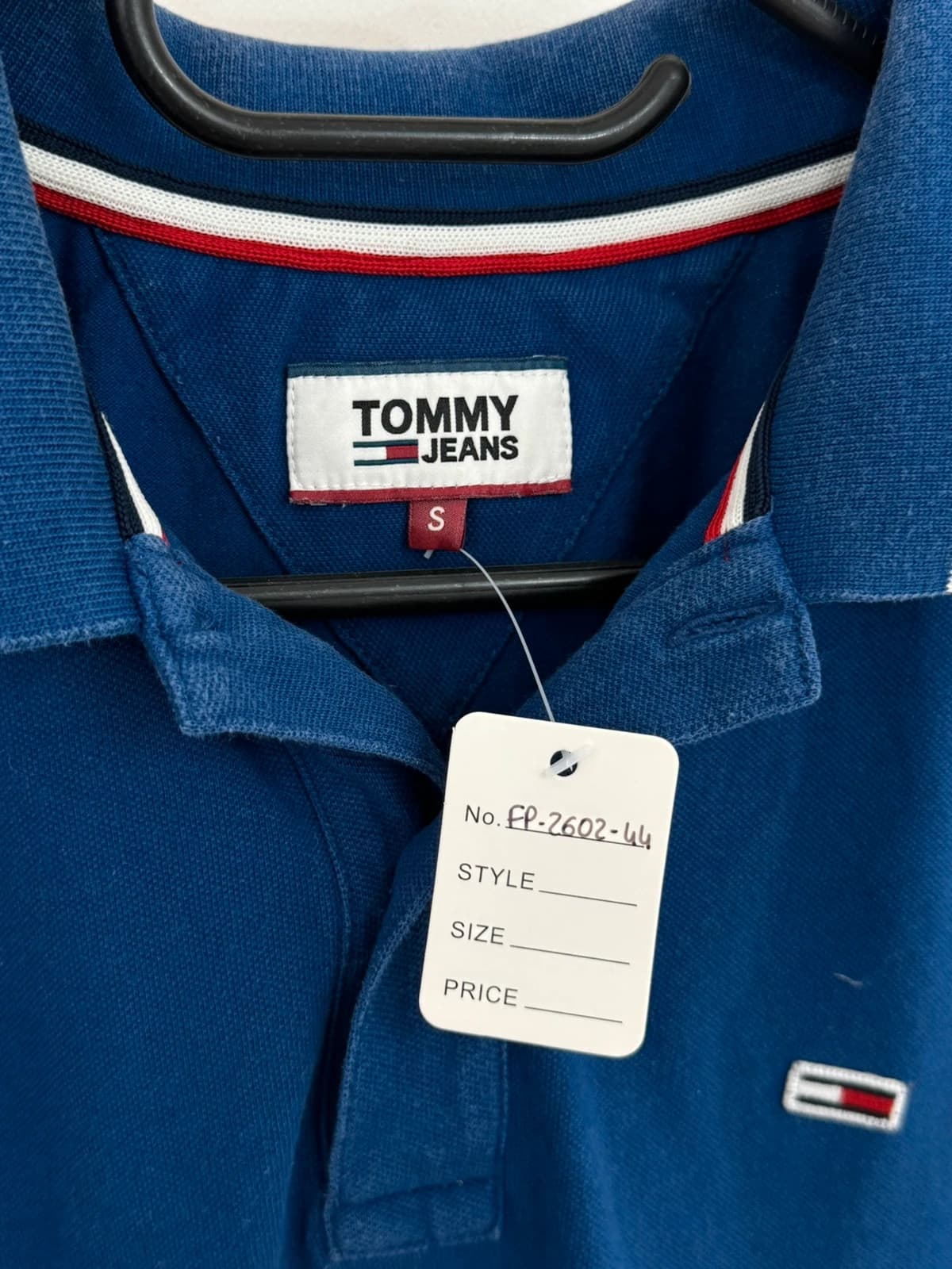 Polo Tommy Jeans bleu col liseré taille S - FP260244 - Photo 6/7