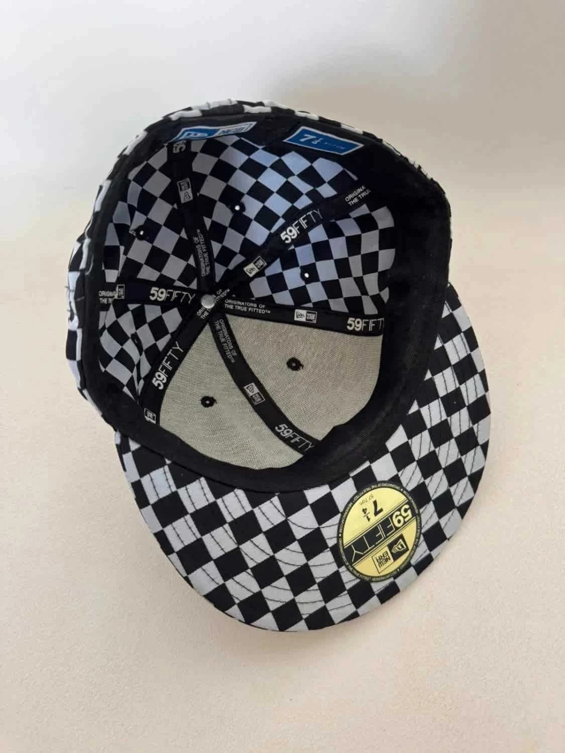 Casquette New Era 59FIFTY damier noir blanc logo échecs bleu - Photo 6/12