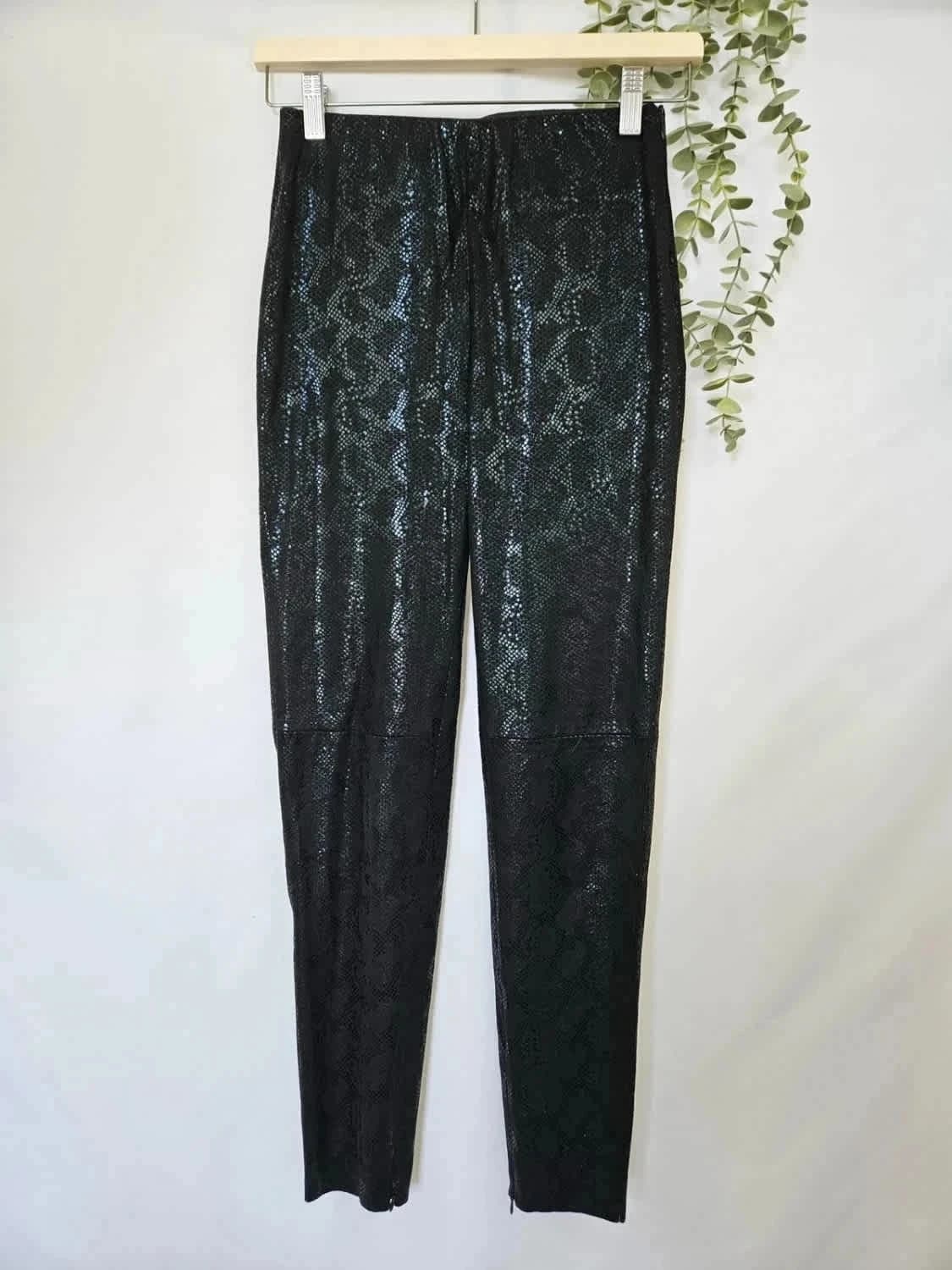 Legging Zara noir effet python taille XS - Photo 2/4