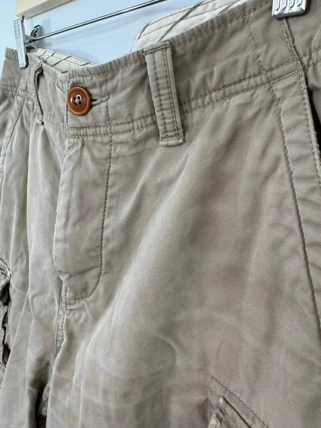 Short cargo beige Aigle taille 40 - Photo 4/10
