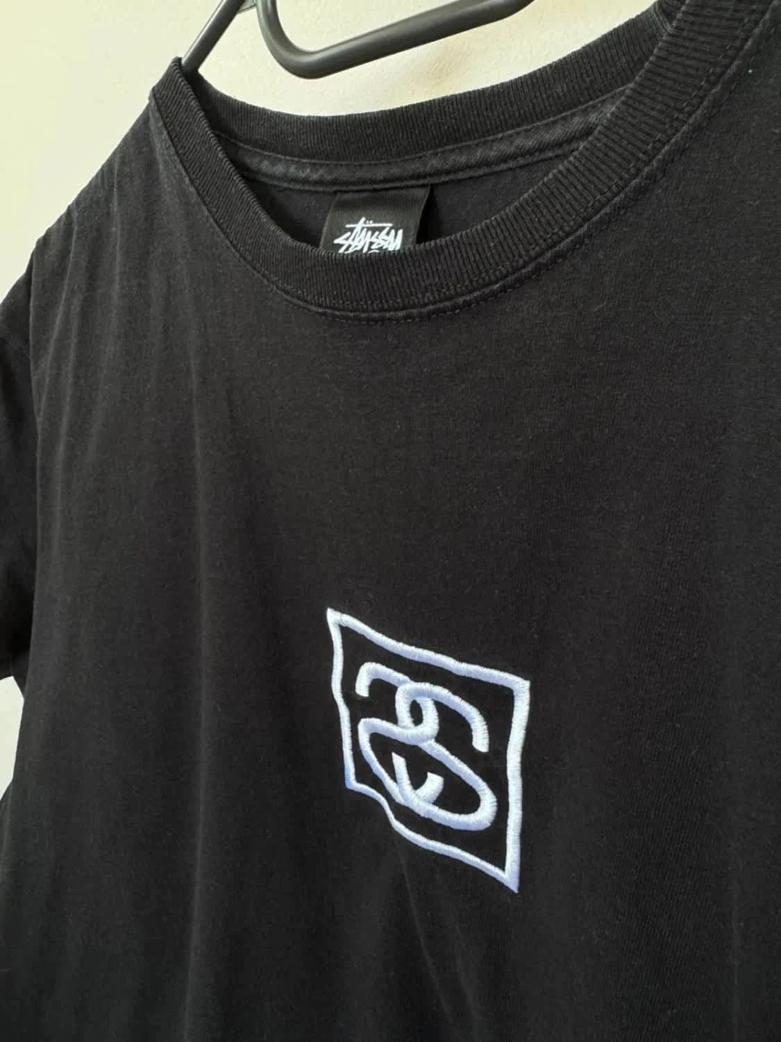 T-shirt Stüssy noir brodé box logo blanc taille M - Photo 6/6