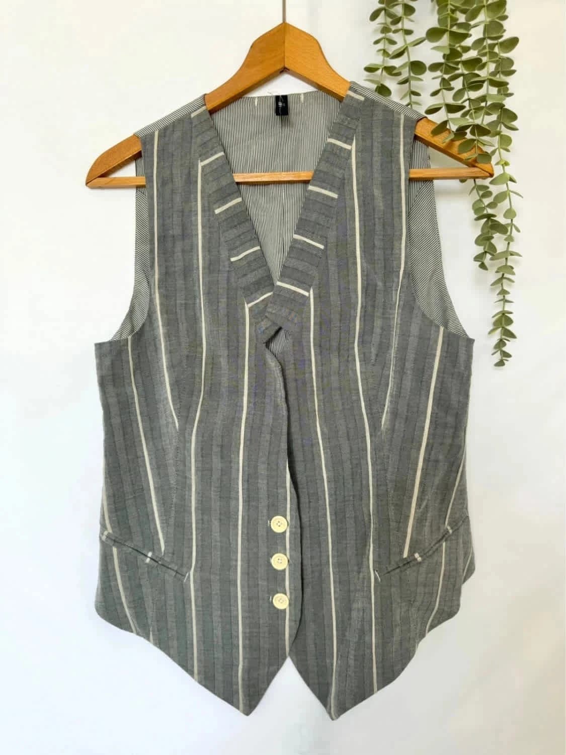 Veste sans manches rayée grise en ramie et lin HIGH taille 40 - Photo 2/14
