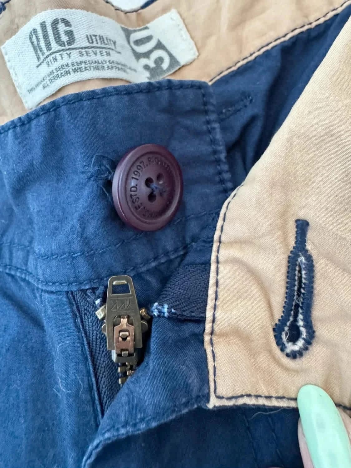 Short cargo bleu marine Rig Utility taille W30 - Photo 5/7