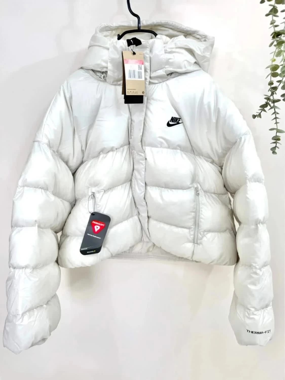 Doudoune matelassée blanche Puffer Nike avec capuche coupe ample Therma-Fit taille L - Photo 4/20