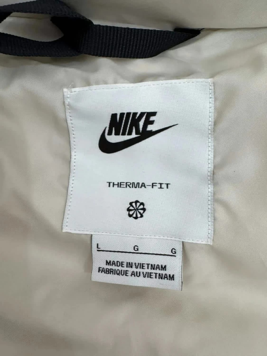 Doudoune matelassée blanche Puffer Nike avec capuche coupe ample Therma-Fit taille L - Photo 19/20