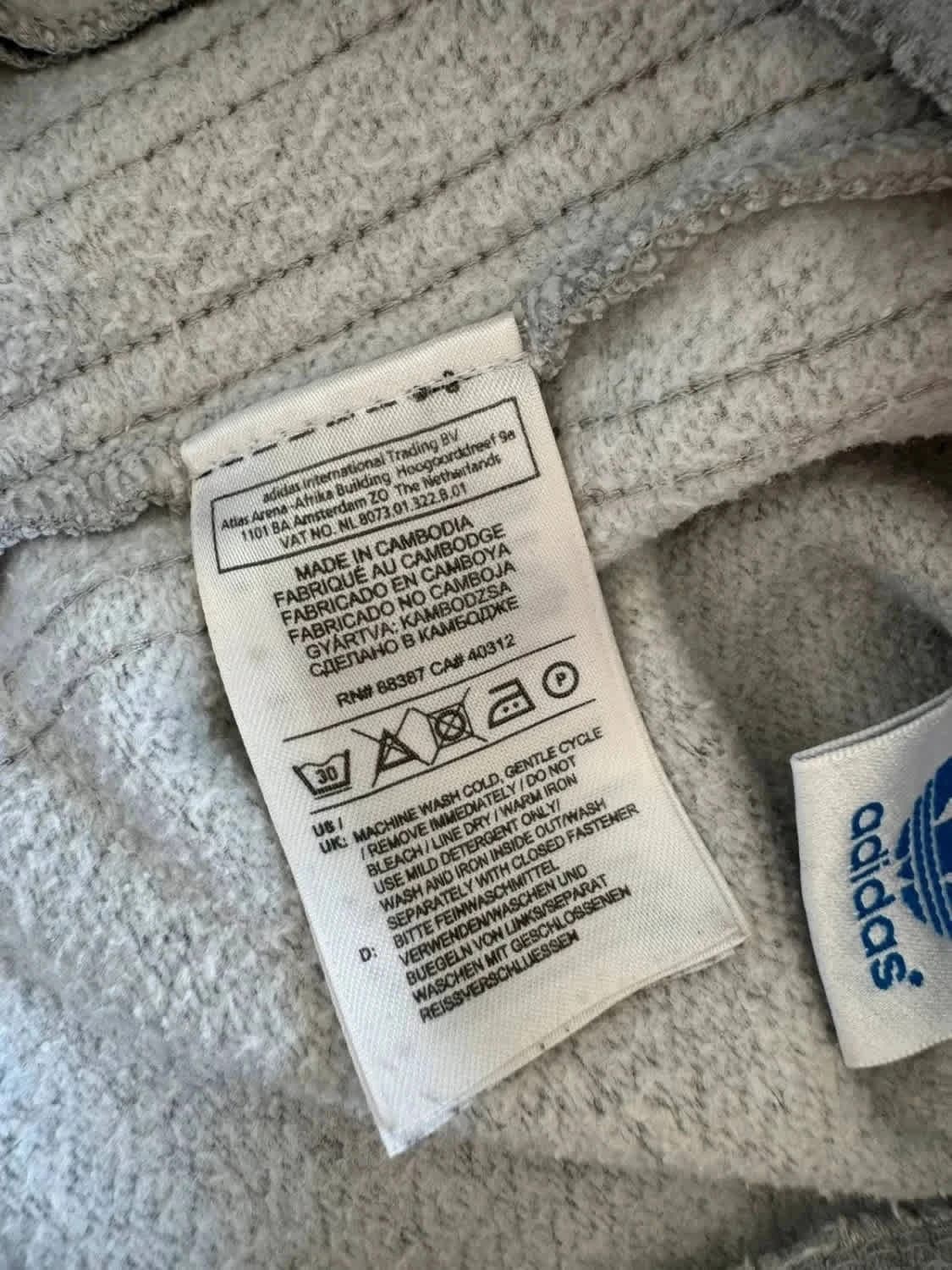 Jogging Adidas gris poches zippées taille 36 - Photo 8/9