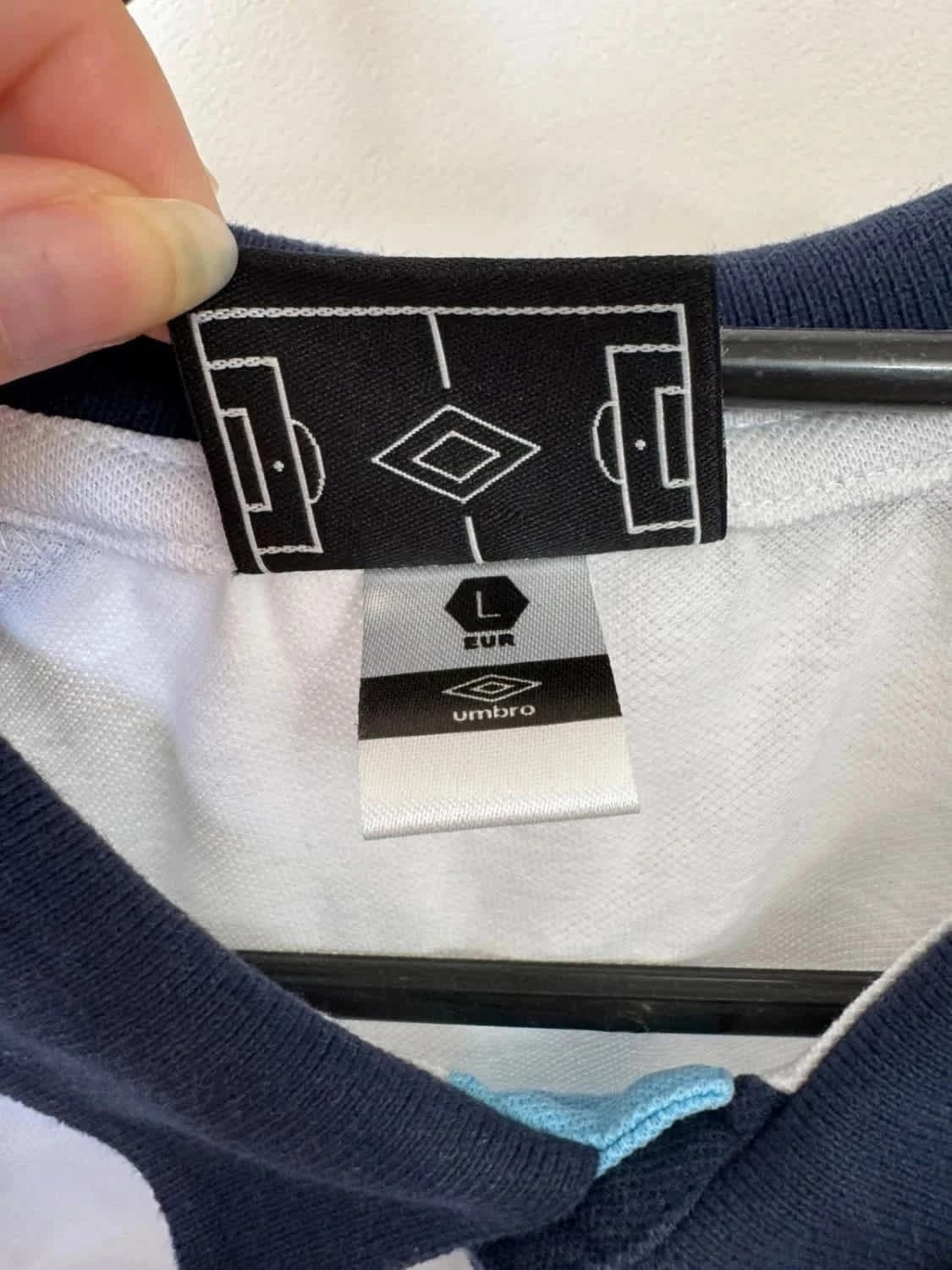 Polo Umbro blanc et bleu logo brodé taille L - Photo 4/6