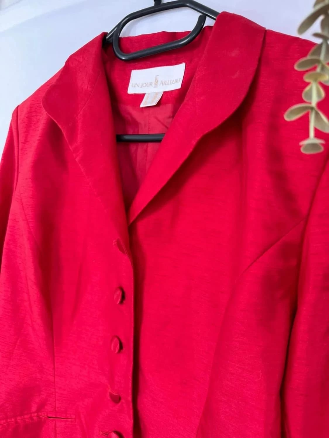 Ensemble rouge blazer et pantalon Un Jour Ailleurs - Photo 5/9