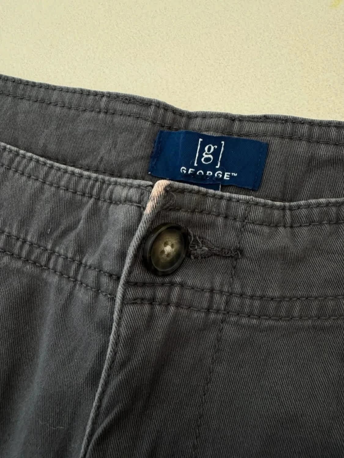 Short cargo gris foncé George taille W36 - Photo 5/8