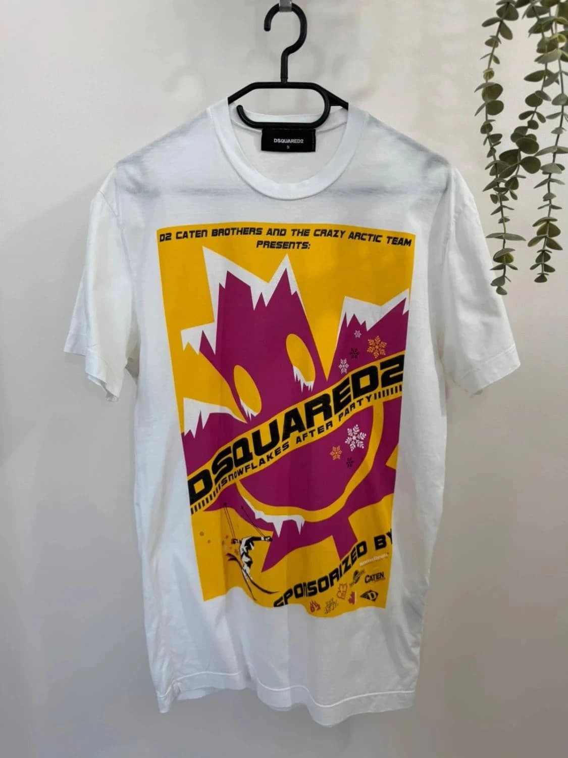 Dsquared2 t-shirt blanc Snowflakes After Party Crazy Arctic Team taille S - Photo 2/6