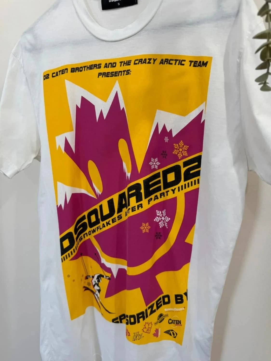 Dsquared2 t-shirt blanc Snowflakes After Party Crazy Arctic Team taille S - Photo 3/6