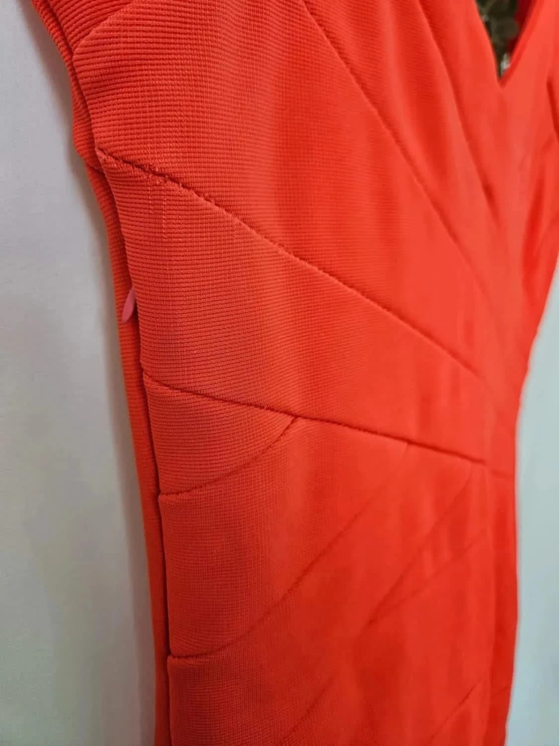 Robe moulante corail taille S - Photo 3/7