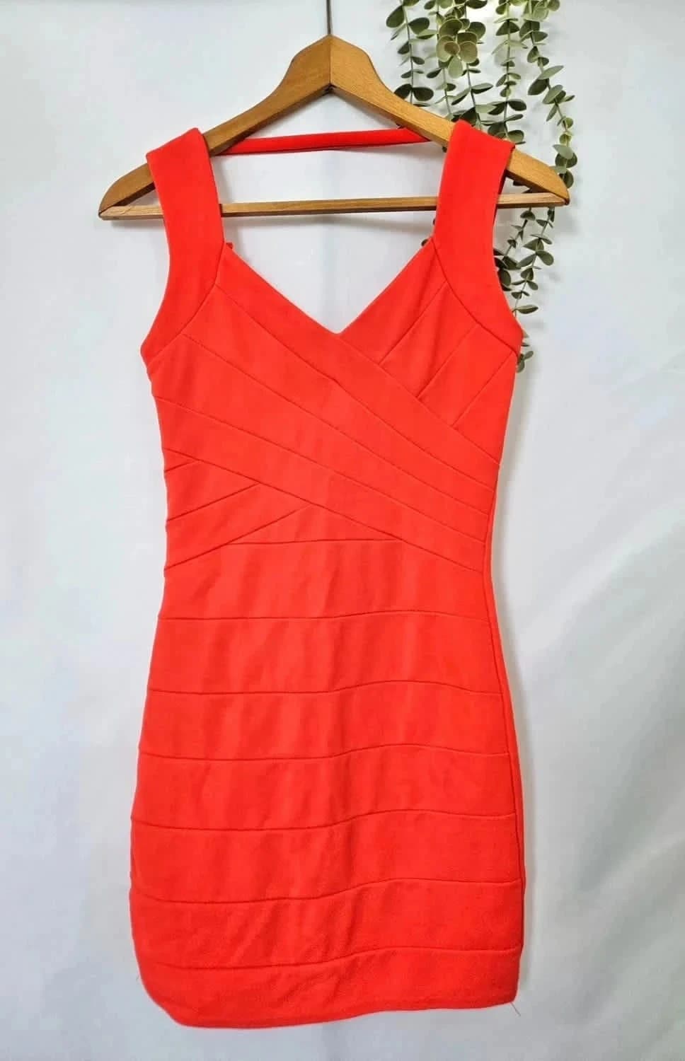 Robe moulante corail taille S - Photo 2/7