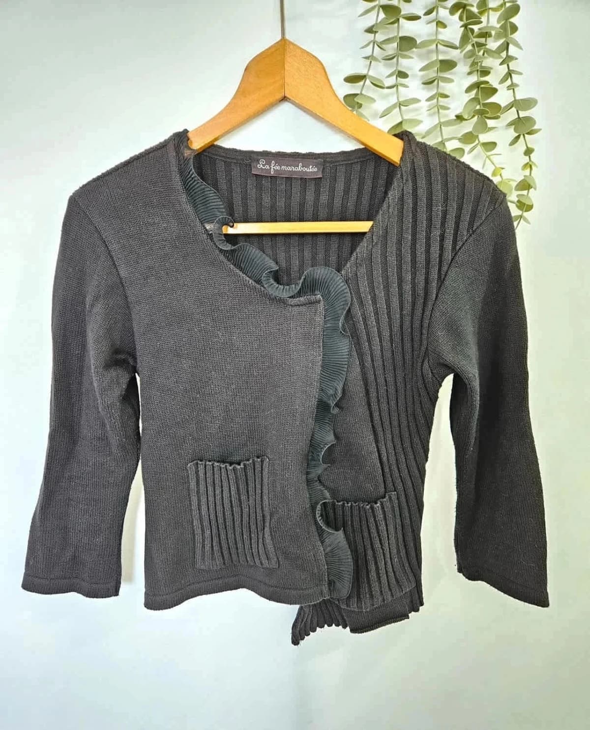 Haut noir asymétrique La Fée Maraboutée - Photo 2/4