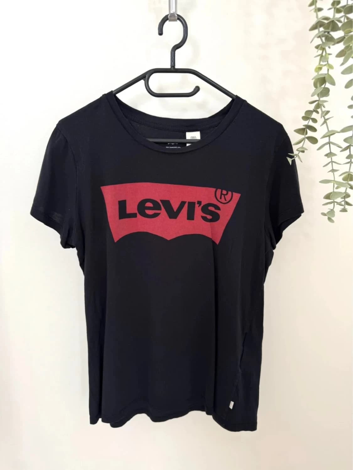 T-shirt Levi’s noir logo rouge Batwing coton taille M - FP2512141 - Photo 2/7