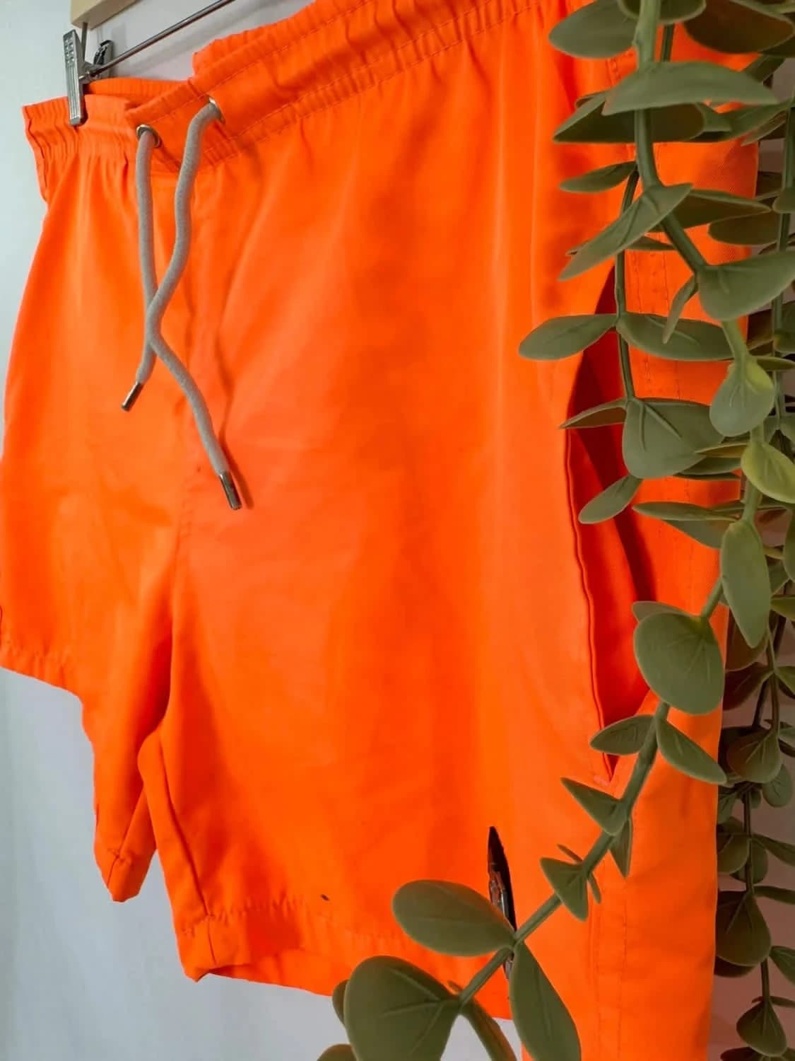 Short de bain orange fluo Avenue George V Paris taille M - Photo 4/9
