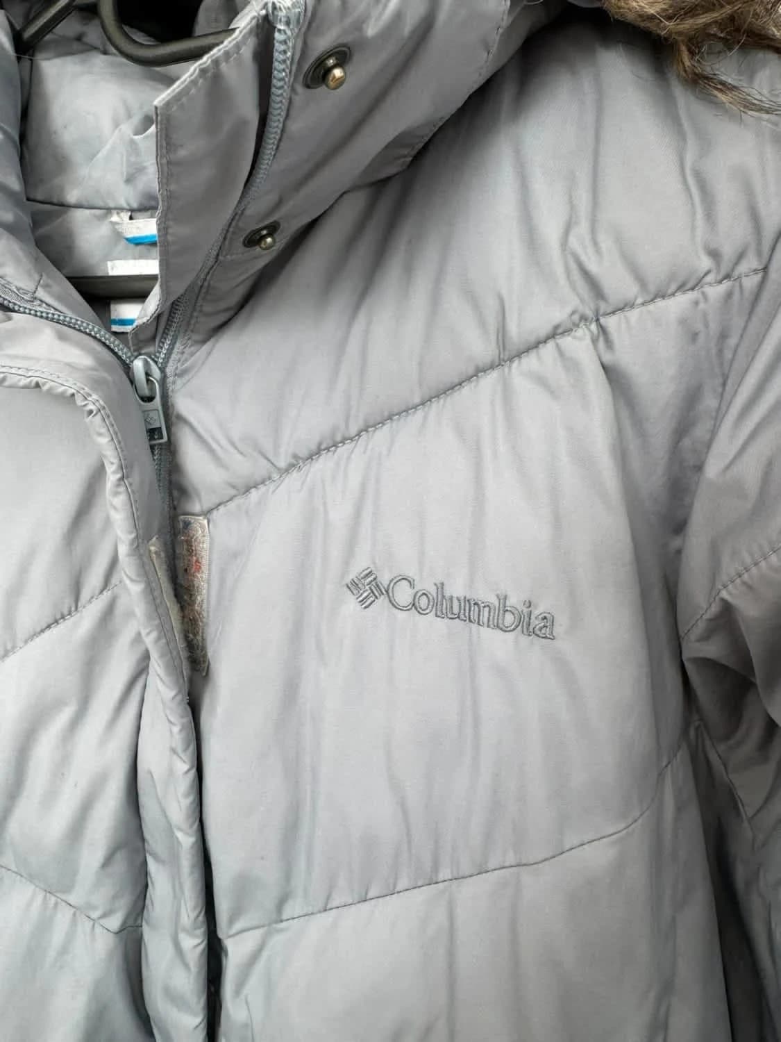 Doudoune longue grise Columbia brodé capuche fausse fourrure taille M - Photo 3/7
