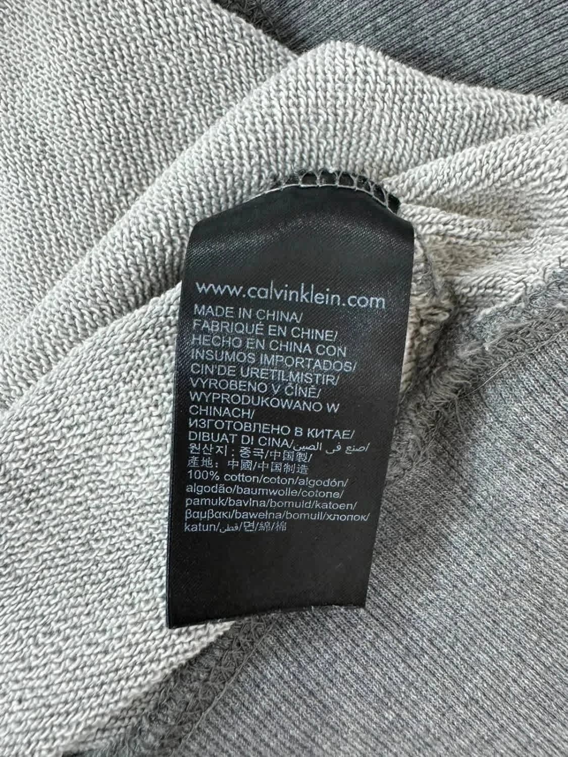 Crewneck Calvin Klein gris argenté taille S - Photo 7/7