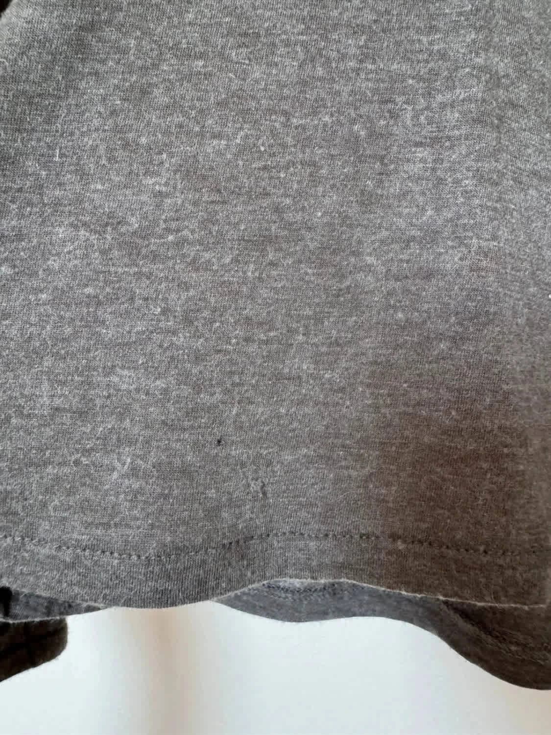 Polo gris manches longues Lacoste logo brodé taille 36 - Photo 8/8