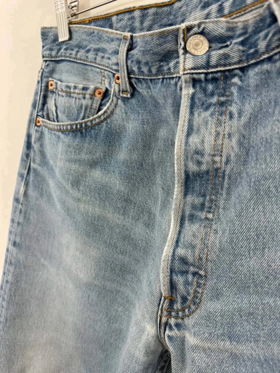 Levi’s 501 jean bleu clair vintage W34 L32 - Photo 8/11