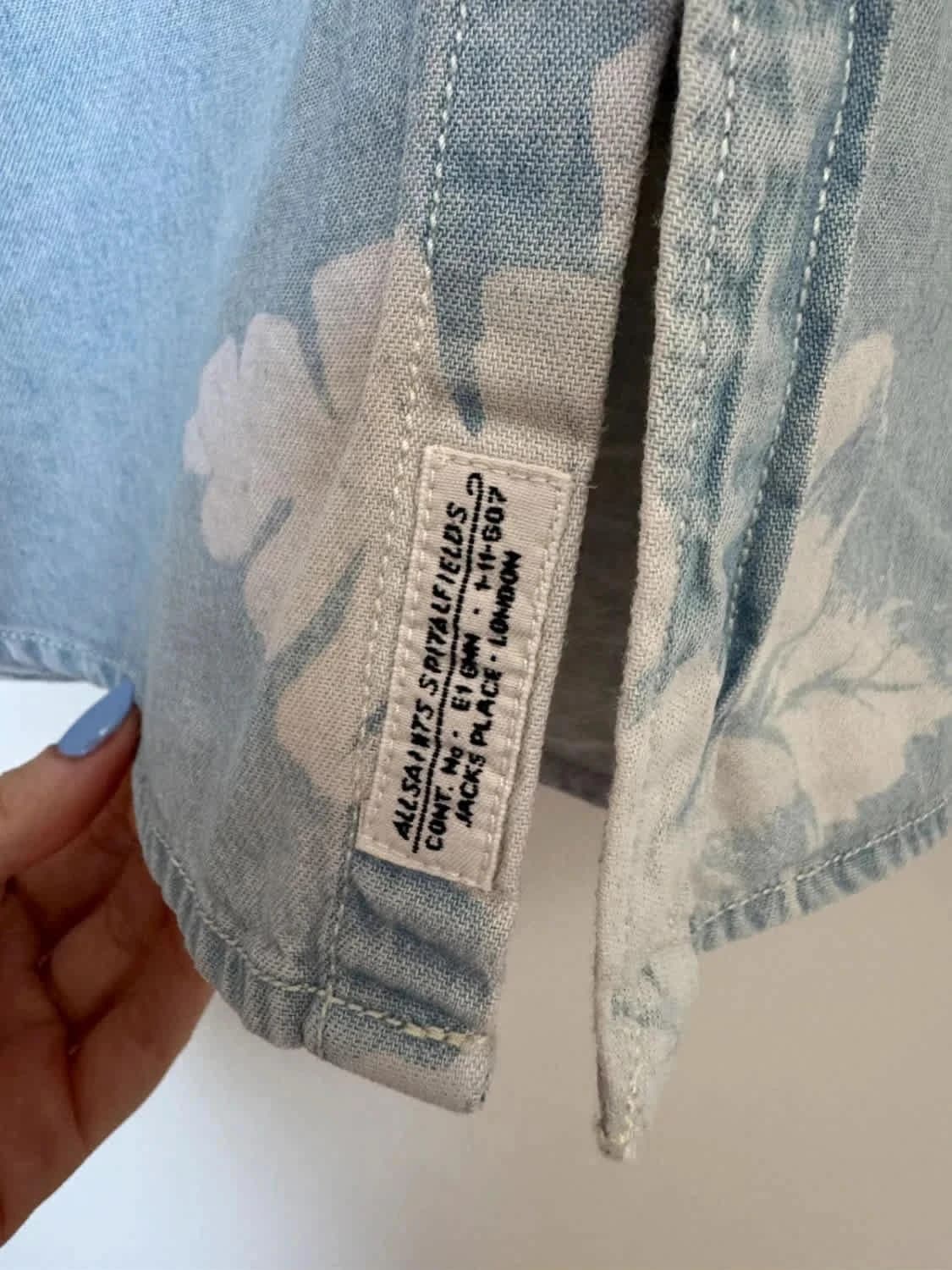 Chemise en jean fleurie AllSaints 100% coton taille XS - Photo 5/7