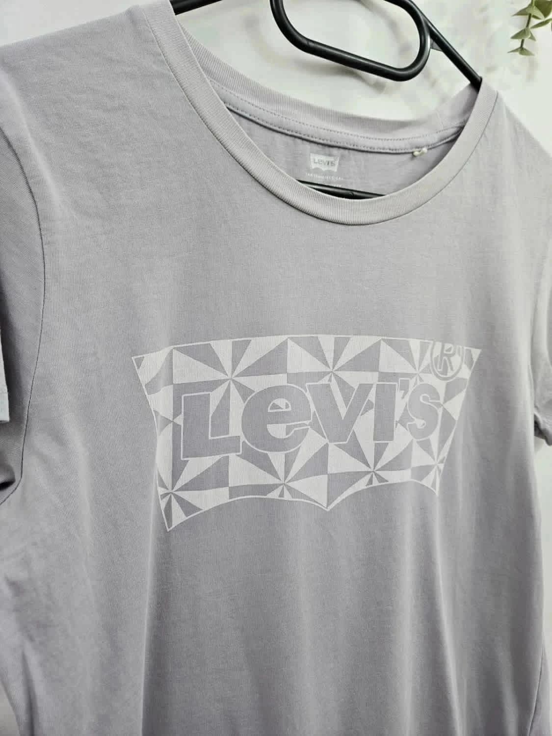 Tee-shirt Levi’s lilas taille S - Photo 3/6