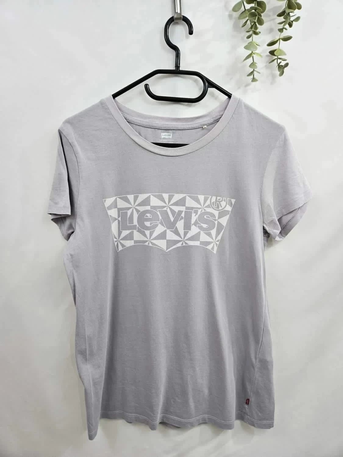 Tee-shirt Levi’s lilas taille S - Photo 2/6