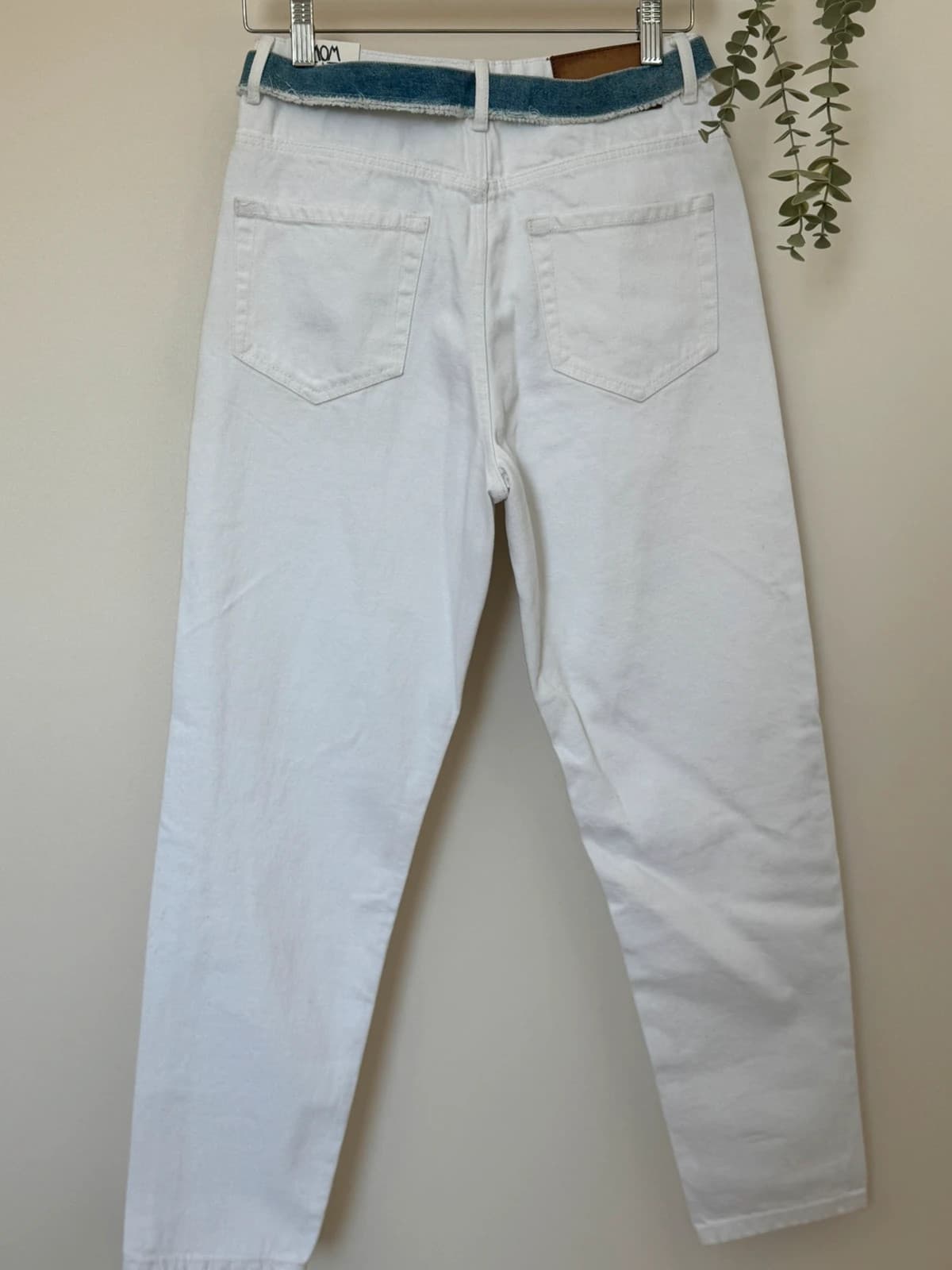 Jean mom fit taille haute Zara blanc ceinture denim taille 36/S - Photo 8/12