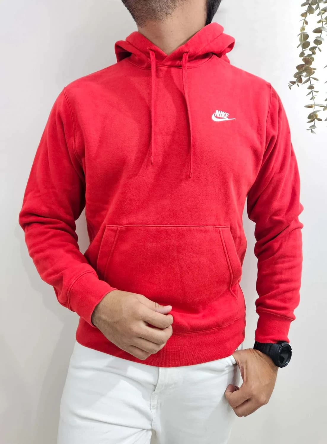 Sweat à capuche hoodie Nike rouge logo brodé taille M - FP251284 - Photo 1/8